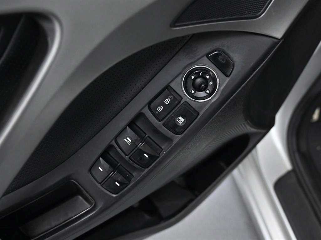 HYUNDAI Avante 2013 Plateado - Importación desde Corea - HF Imports Iquique - Foto 18