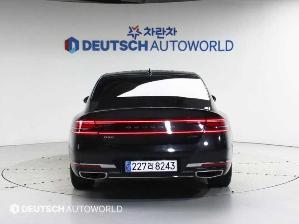 Genesis G90 - Vista 4