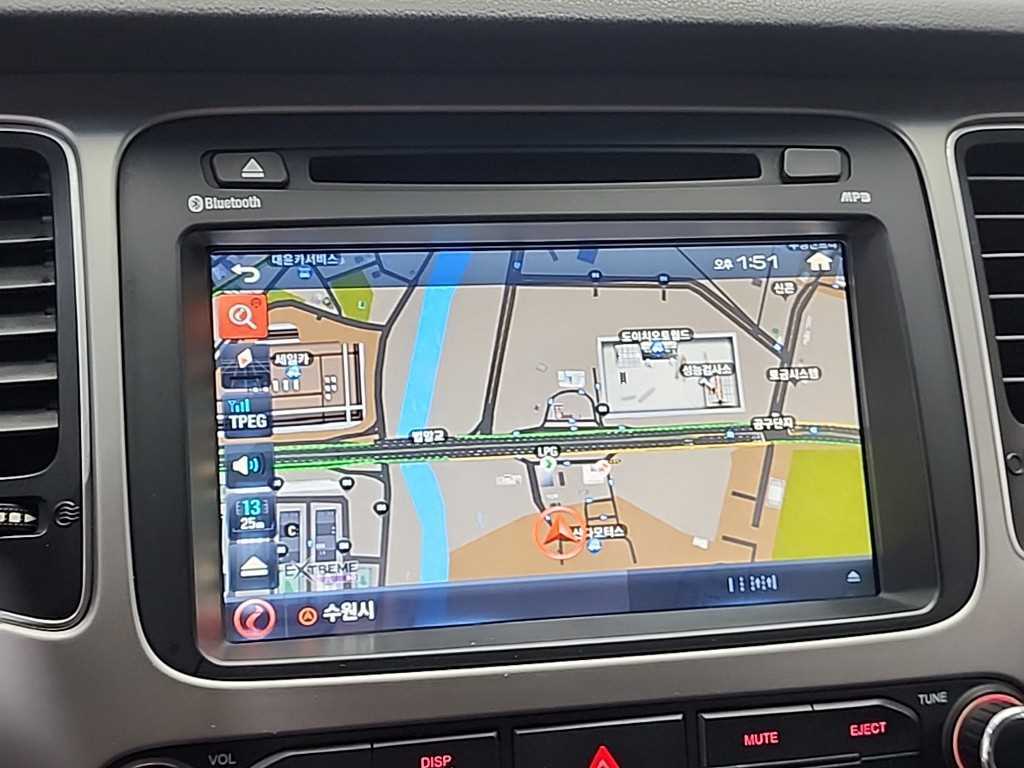 KIA Carens 2015 Negro - Importación desde Corea - HF Imports Iquique - Foto 13