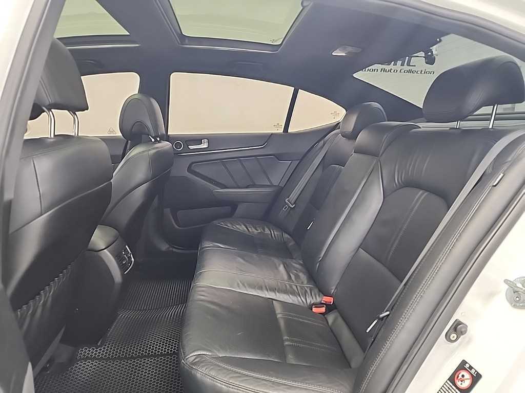 KIA K7 - Vista 12