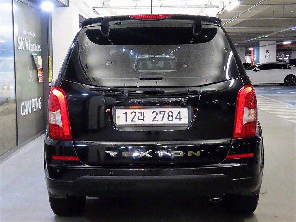 Ssangyong Rexton - Vista 5