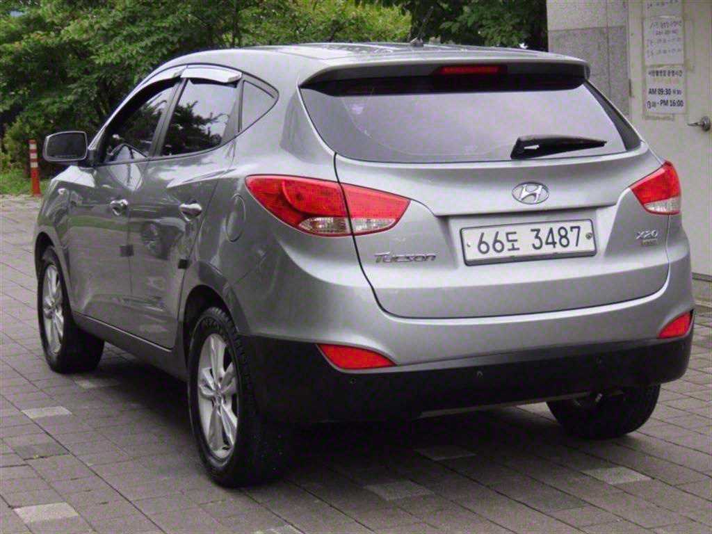 HYUNDAI Tucson - Vista 4