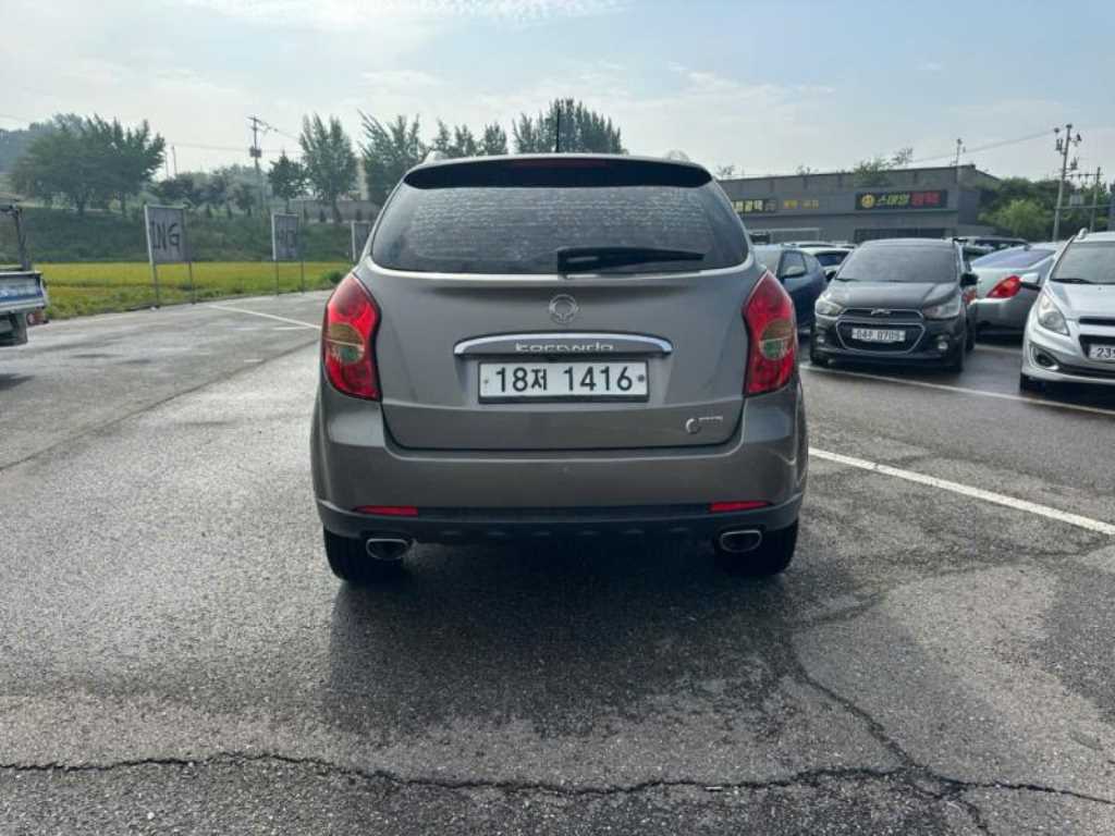 Ssangyong Korando - Vista 4