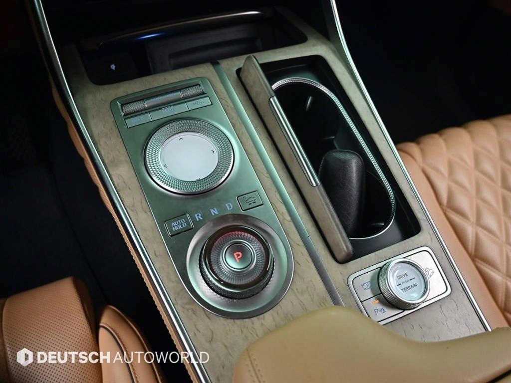 Genesis GV80 - Vista 9