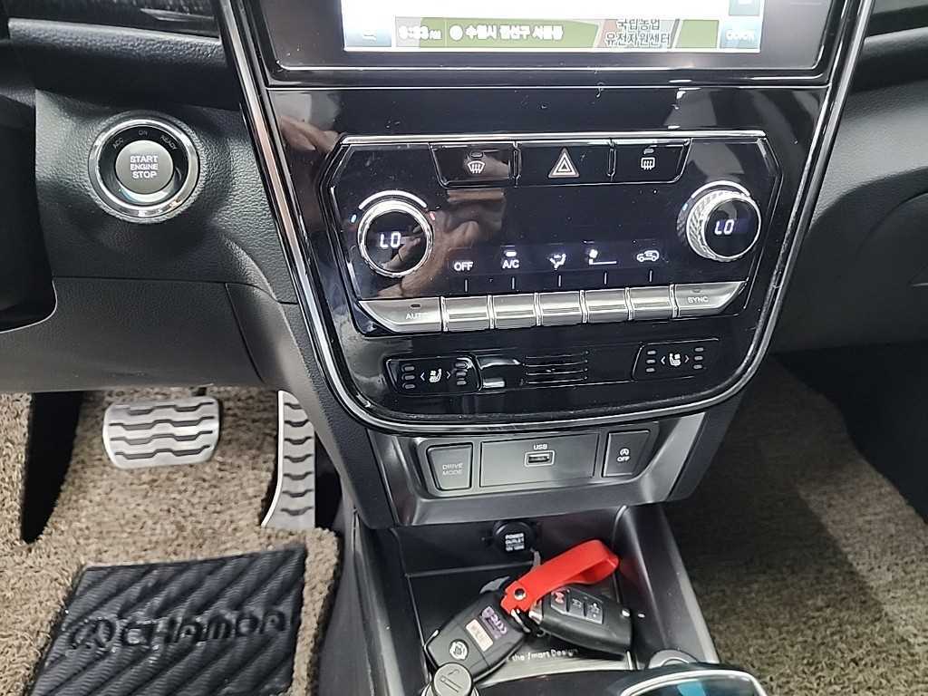 Ssangyong Tivoli - Vista 10