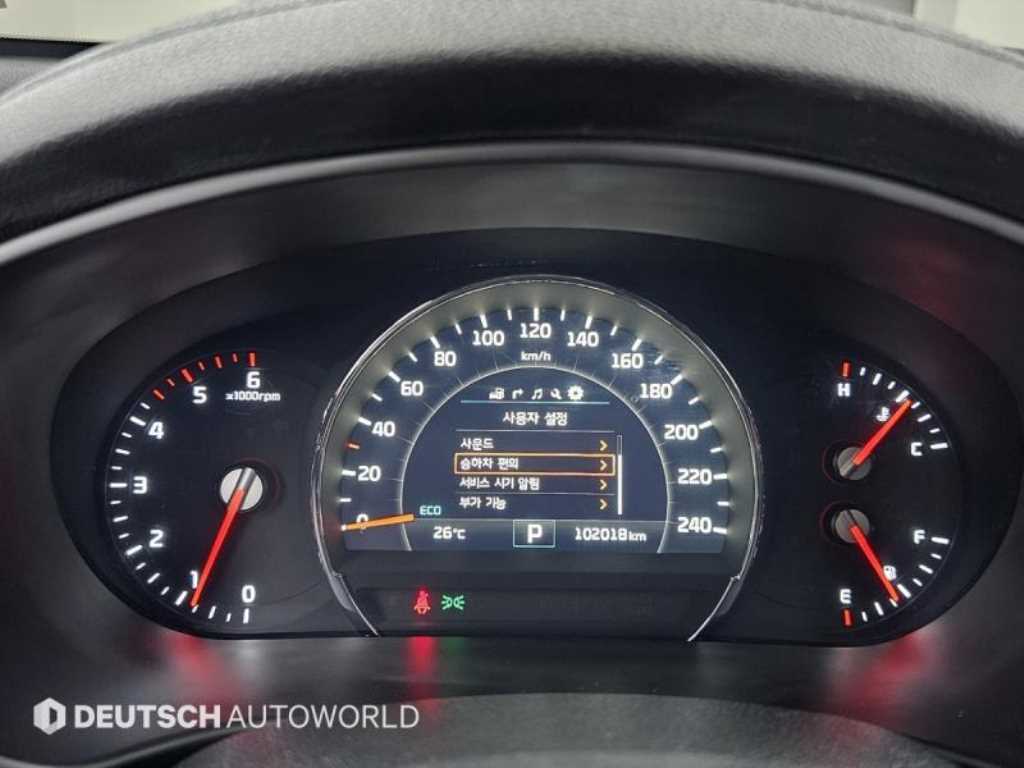 KIA Sorento - Vista 8