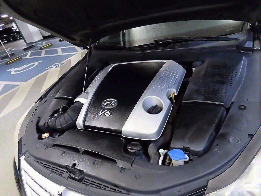 HYUNDAI Genesis 2010 Negro - Importación desde Corea - HF Imports Iquique - Foto 18