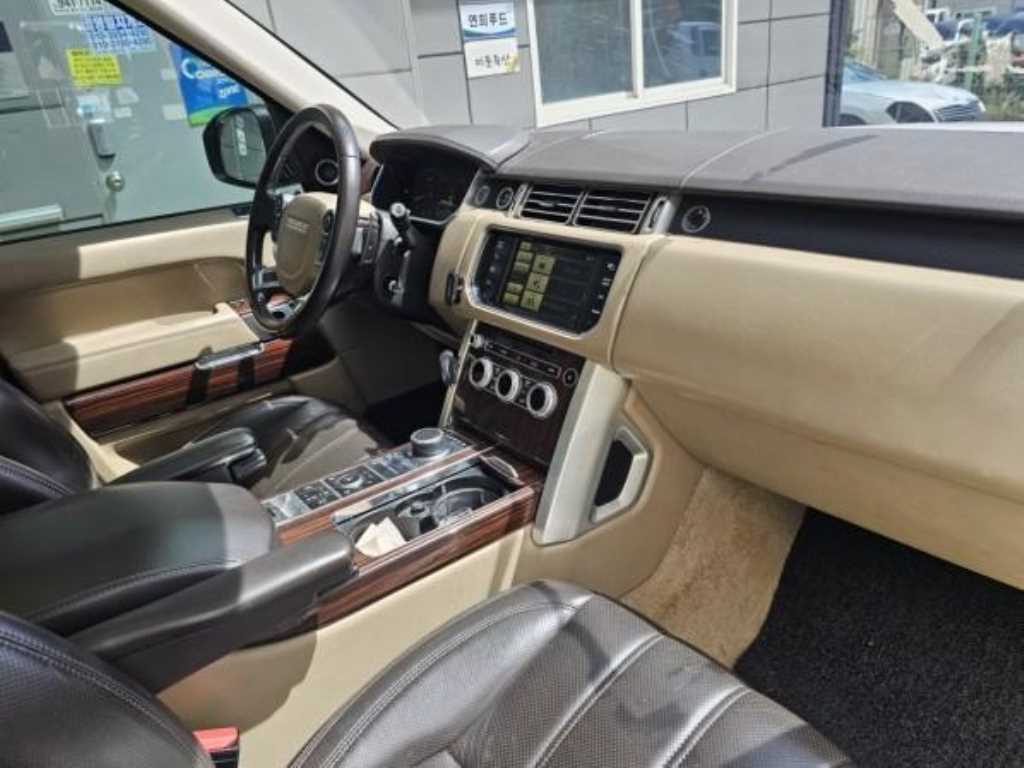 Land Rover Range Rover - Vista 5