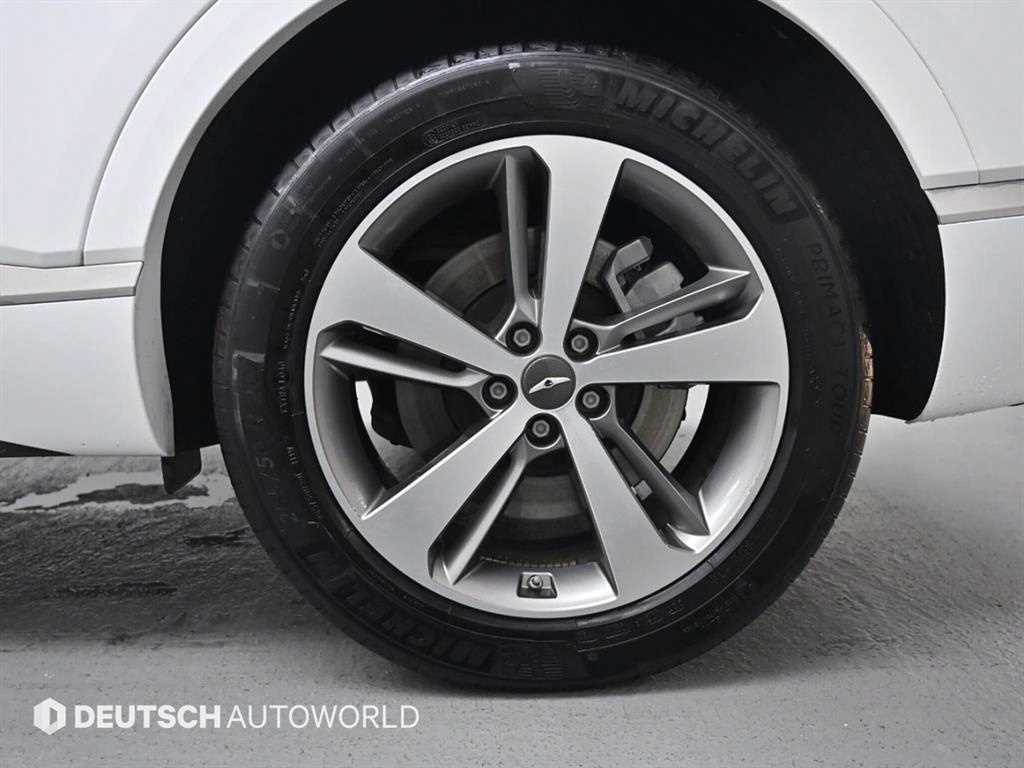 Genesis GV80 - Vista 5