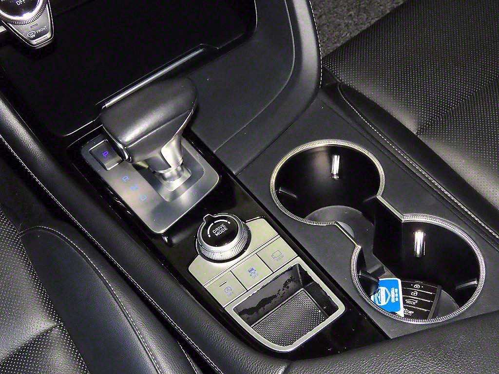 Genesis G70 - Vista 12