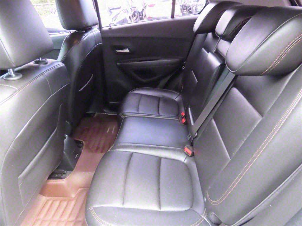 Chevrolet Trax - Vista 10