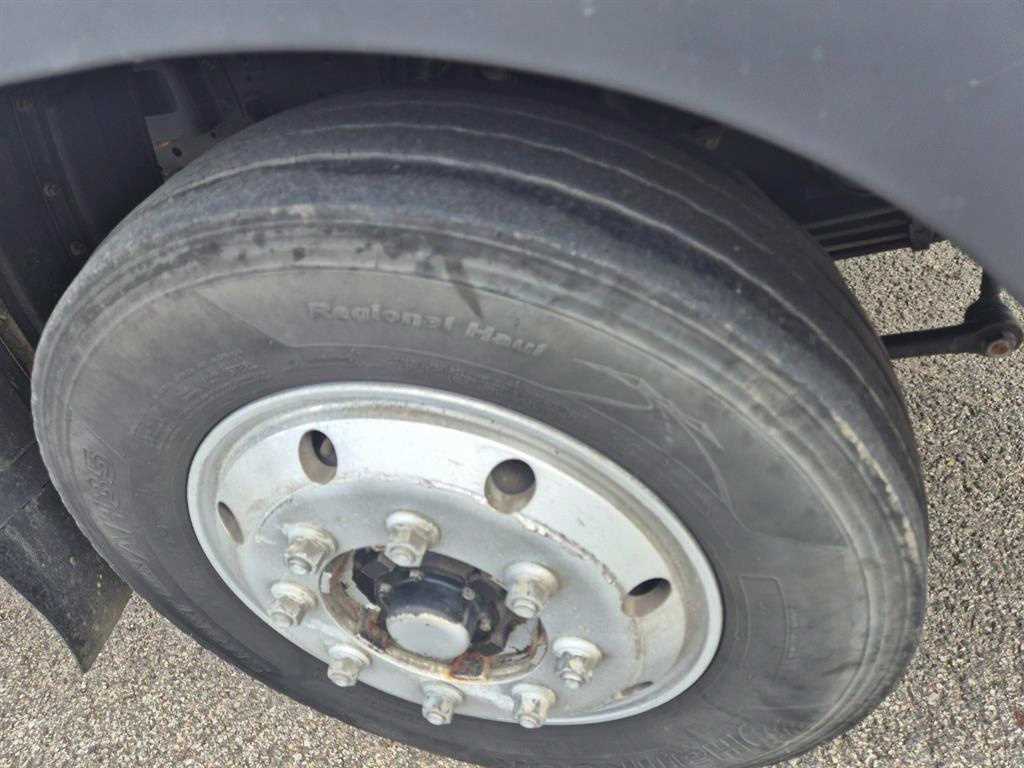 medium and large cargo truck 2015 Blanco - Importación desde Corea - HF Imports Iquique - Foto 15