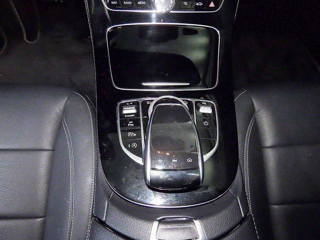 Mercedes Benz E class - Vista 12