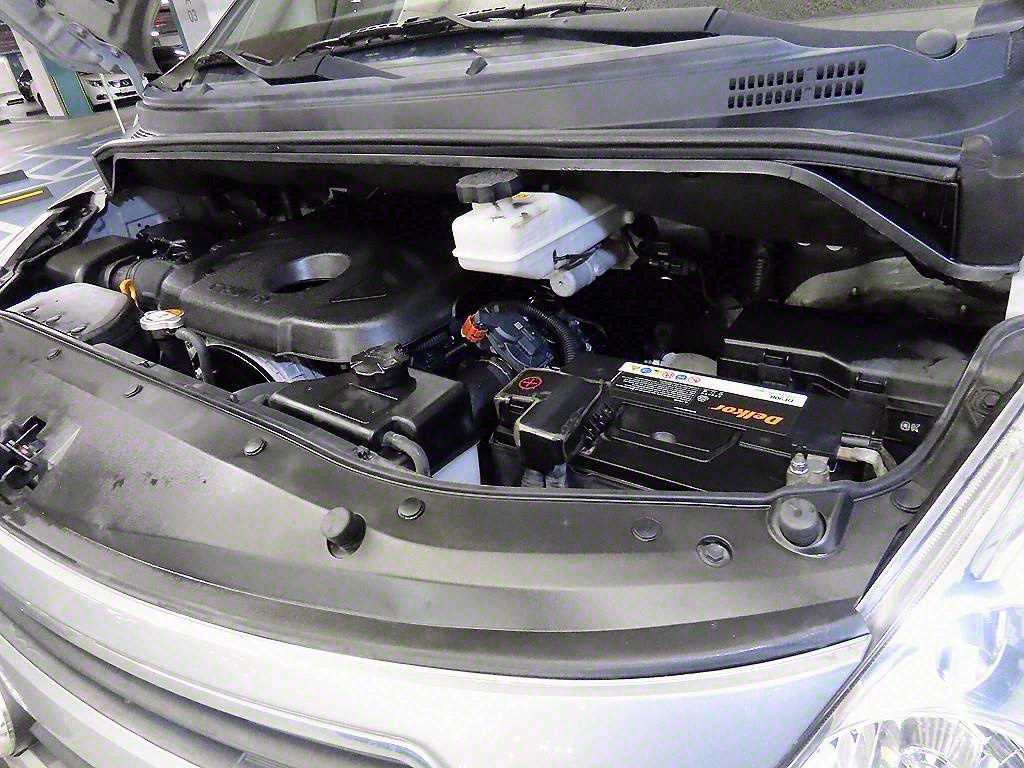 HYUNDAI Starex 2018 Gris - Importación desde Corea - HF Imports Iquique - Foto 18