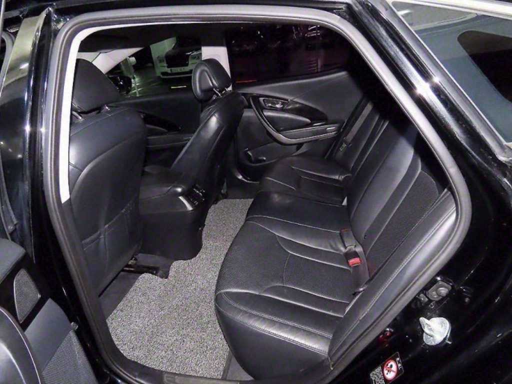 HYUNDAI Grandeur - Vista 7