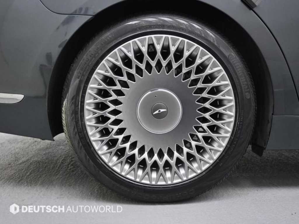 Genesis G90 - Vista 5