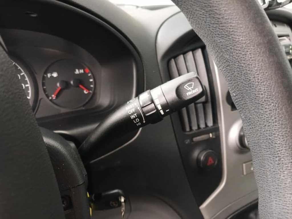 HYUNDAI Starex 2009 Plateado - Importación desde Corea - HF Imports Iquique - Foto 17