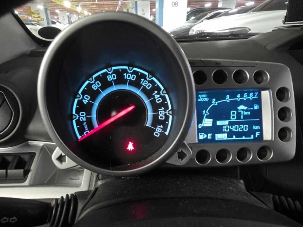 Chevrolet Spark - Vista 6