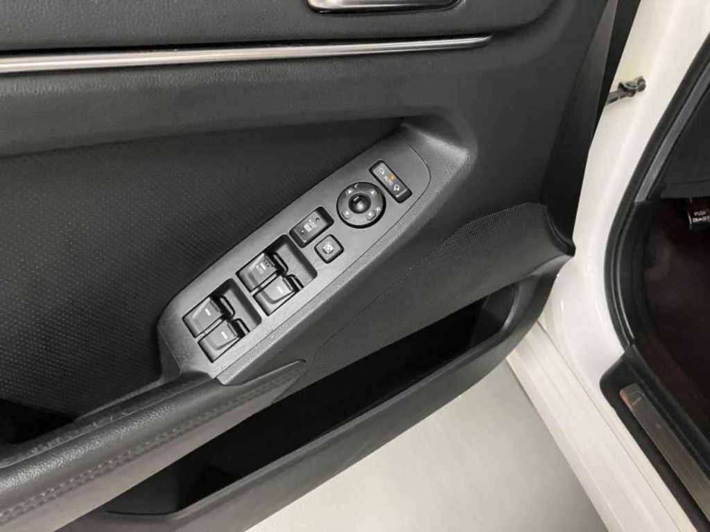 KIA K7 2012 Blanco - Importación desde Corea - HF Imports Iquique - Foto 13