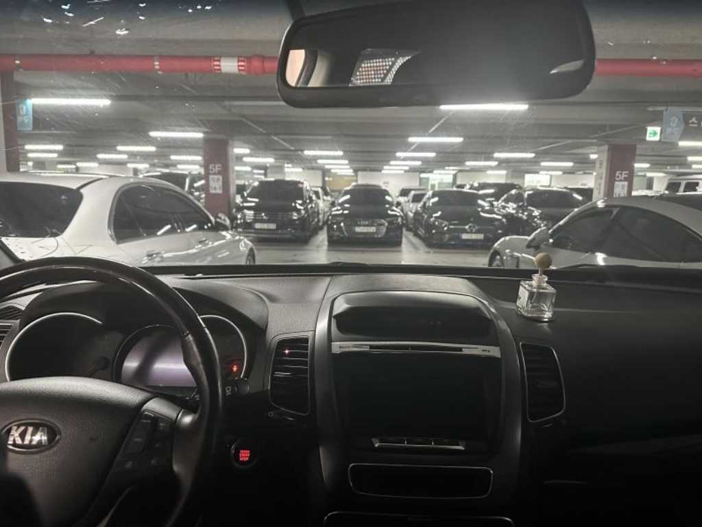 KIA Sorento - Vista 5