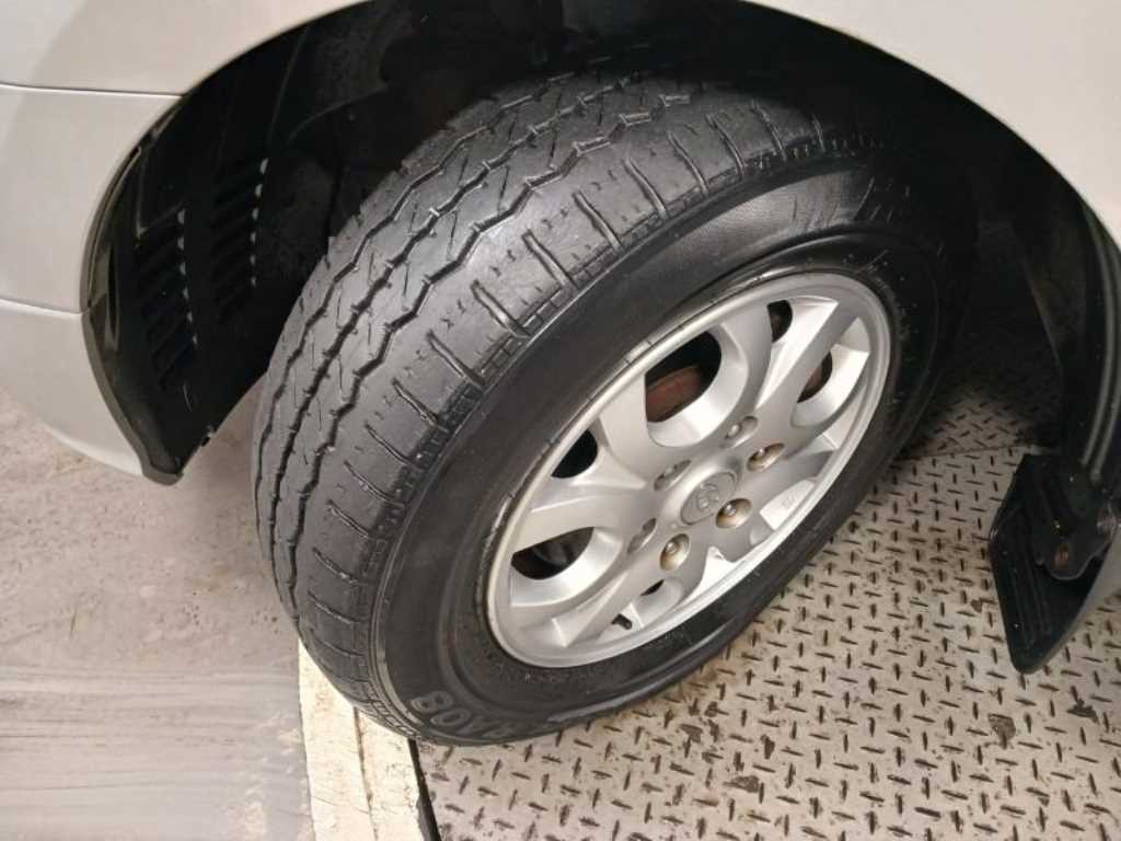 HYUNDAI Starex 2009 Plateado - Importación desde Corea - HF Imports Iquique - Foto 20