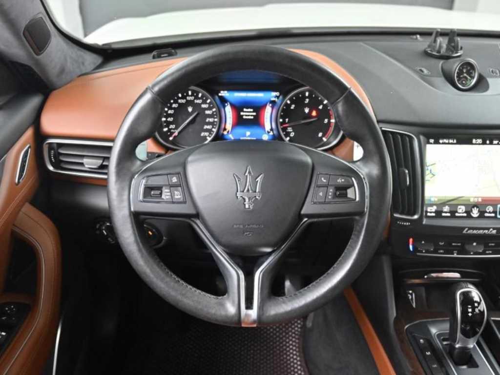 Maserati Levante 2017 Blanco - Importación desde Corea - HF Imports Iquique - Foto 13