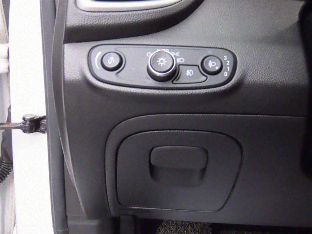 Chevrolet Trax 2018 Blanco - Importación desde Corea - HF Imports Iquique - Foto 14