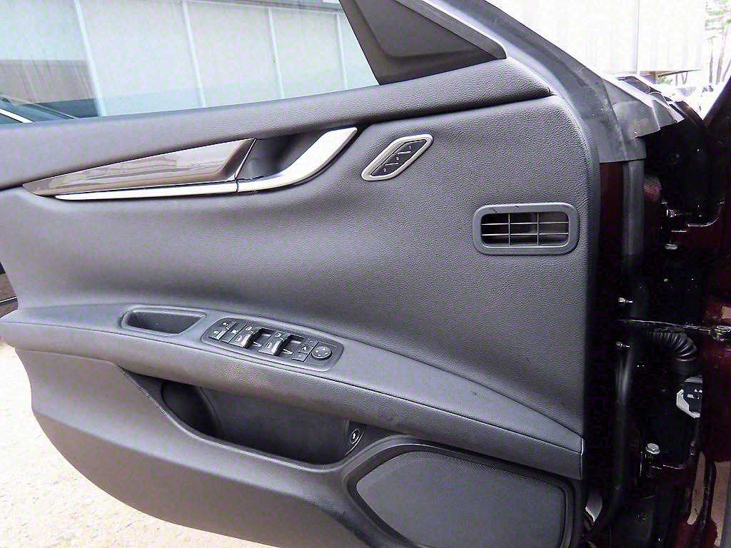 Maserati Ghibli - Vista 11