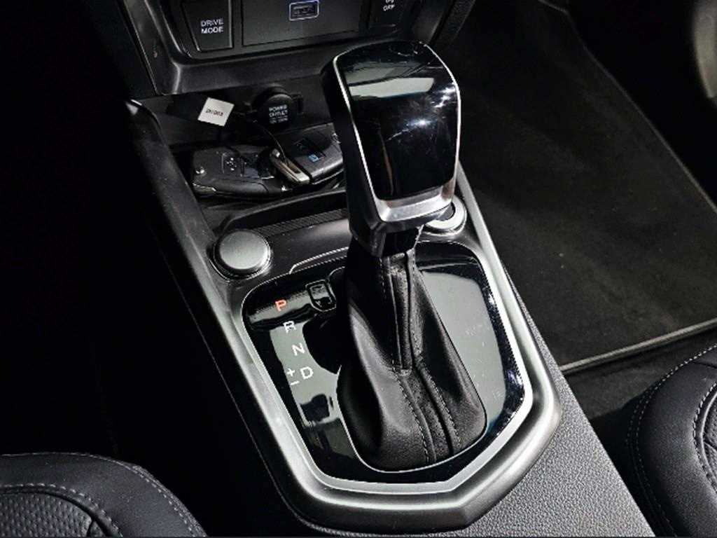 Ssangyong Tivoli - Vista 11