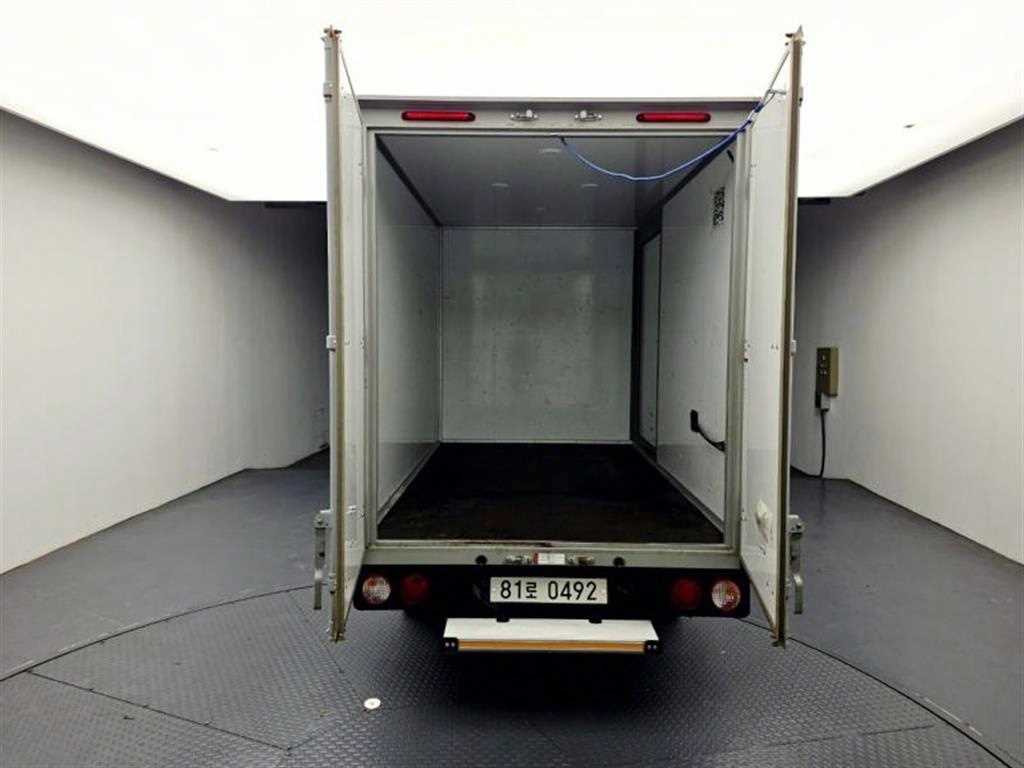 Small Truck Normal Box(High Deck) - Vista 8