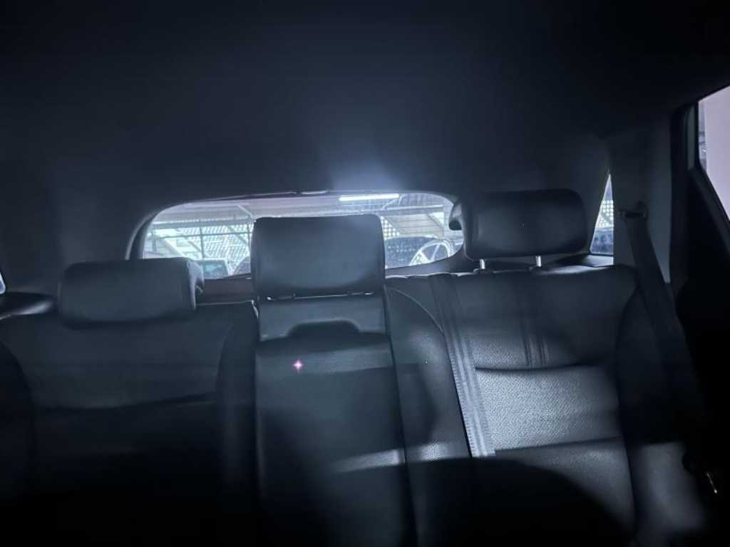 KIA Sorento - Vista 6