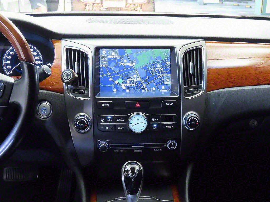 HYUNDAI Equus - Vista 11