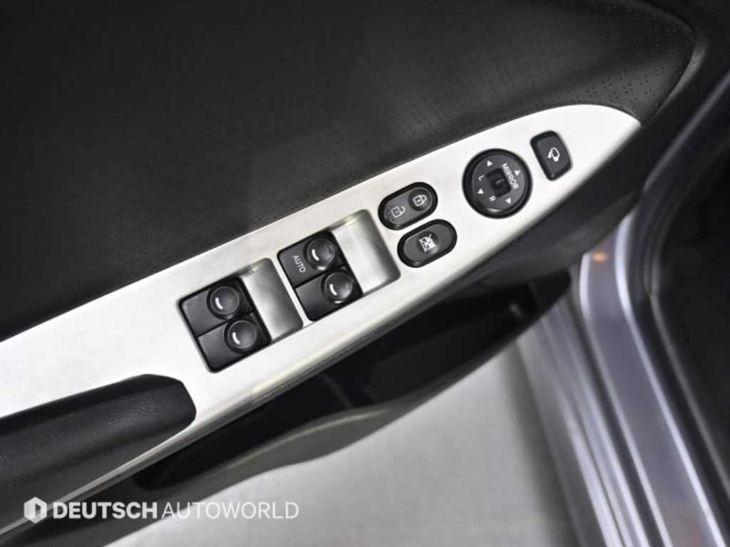 HYUNDAI Accent 2014 Gris - Importación desde Corea - HF Imports Iquique - Foto 16