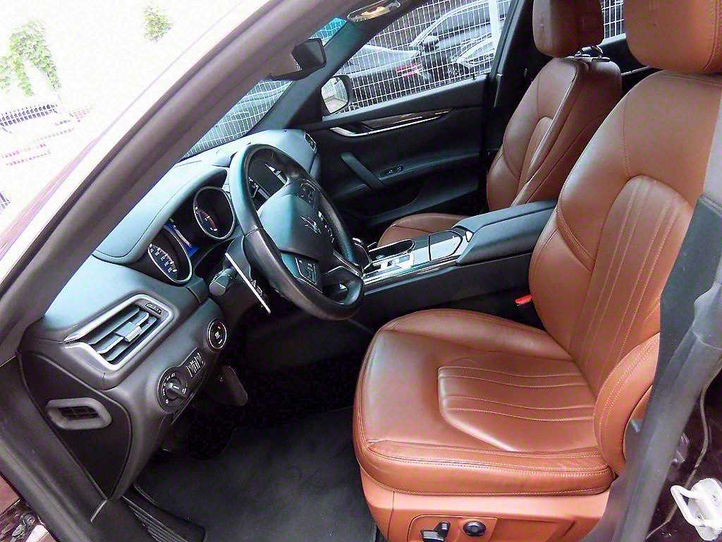 Maserati Ghibli - Vista 5