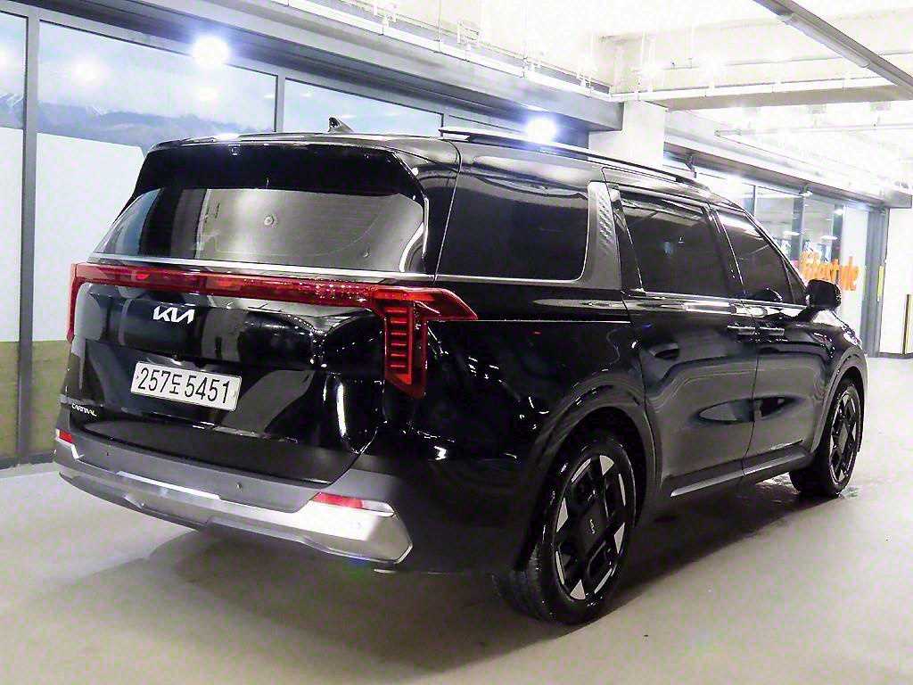 KIA Carnival - Vista 4