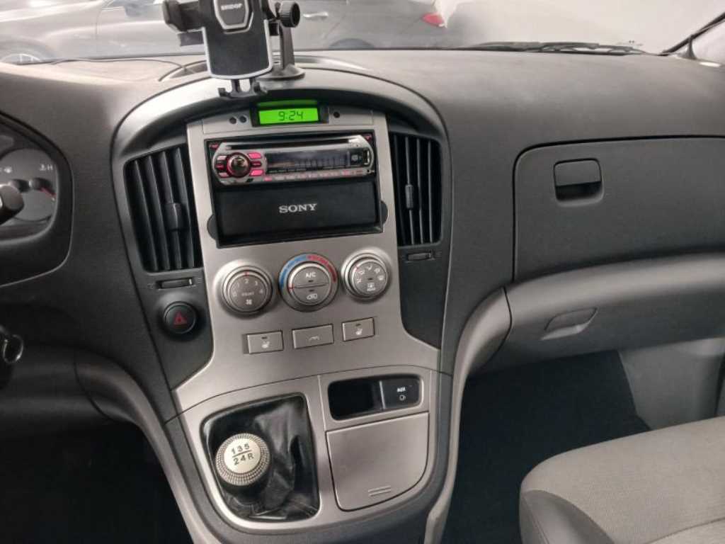 HYUNDAI Starex 2009 Plateado - Importación desde Corea - HF Imports Iquique - Foto 14