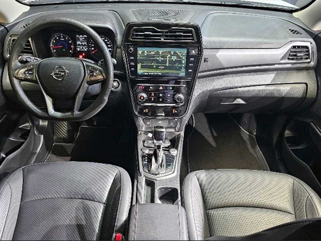 Ssangyong Tivoli - Vista 8