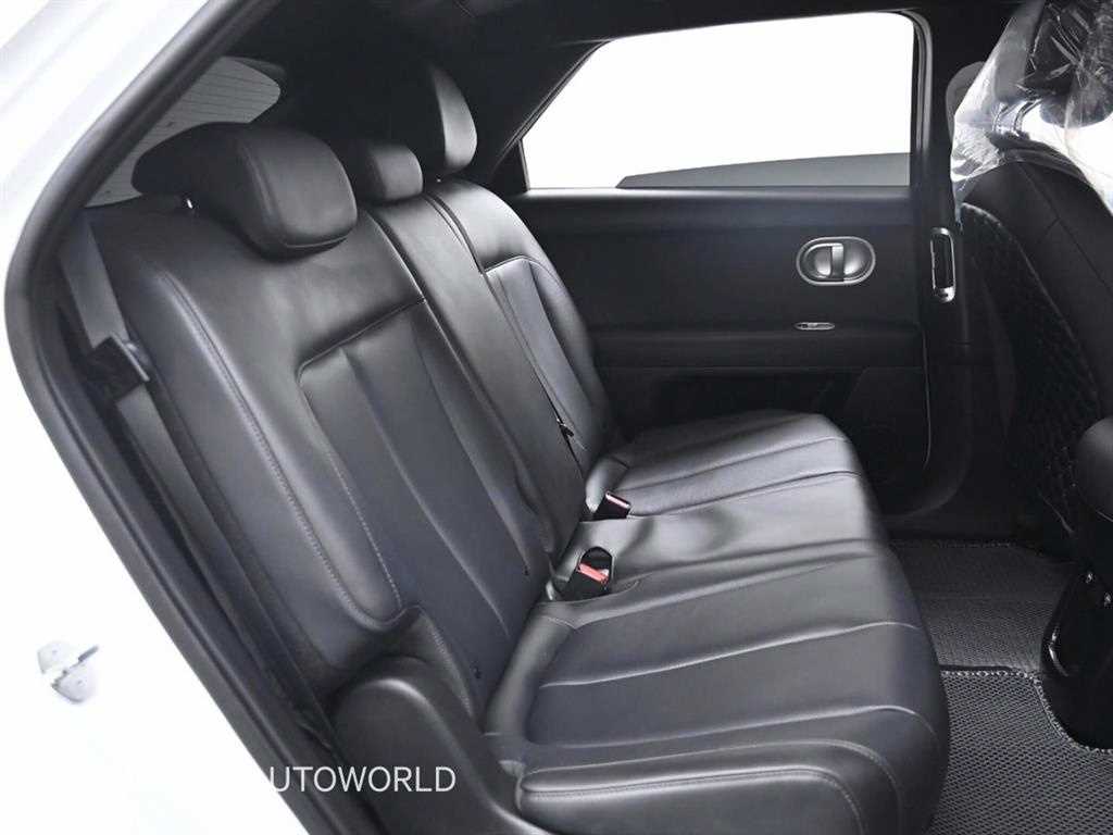 HYUNDAI Ioniq 5 - Vista 12