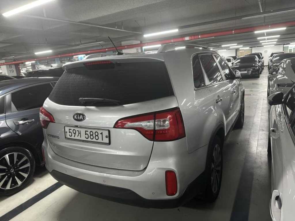 KIA Sorento - Vista 4