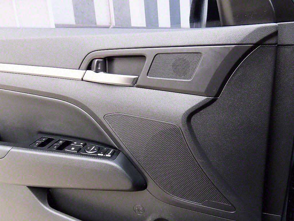 HYUNDAI Avante - Vista 11