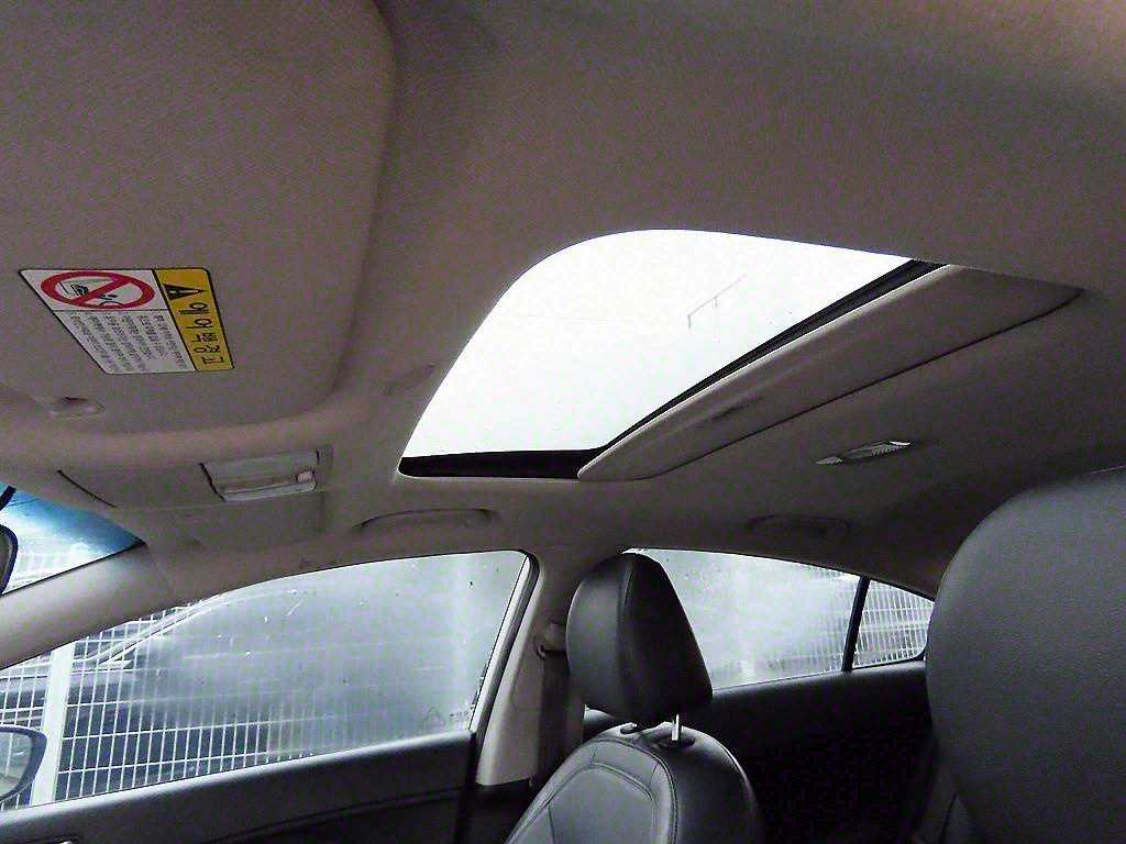 KIA K3 2013 Blanco - Importación desde Corea - HF Imports Iquique - Foto 17