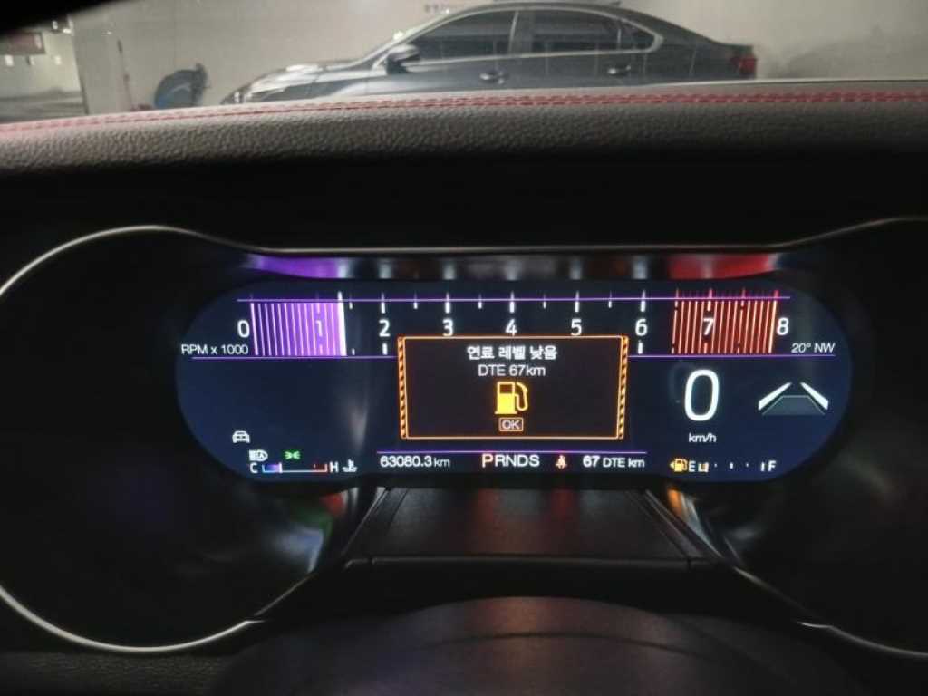 Ford Mustang - Vista 9