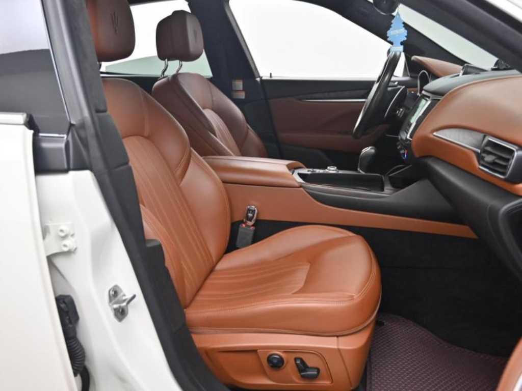 Maserati Levante - Vista 10