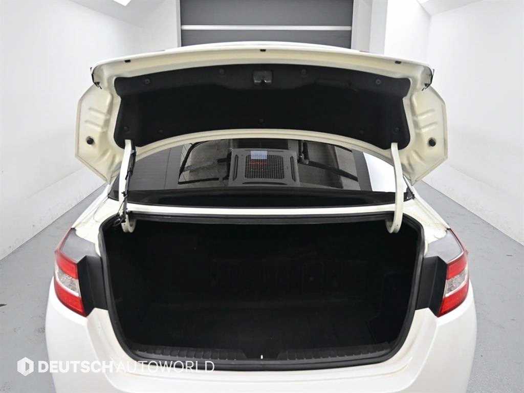 KIA K5 2013 Blanco - Importación desde Corea - HF Imports Iquique - Foto 20