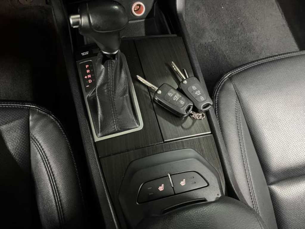 KIA K7 - Vista 11