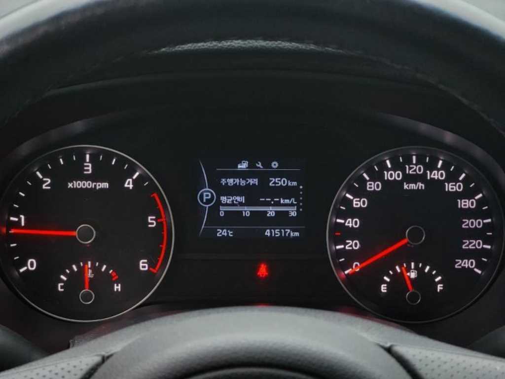 KIA Sportage - Vista 8