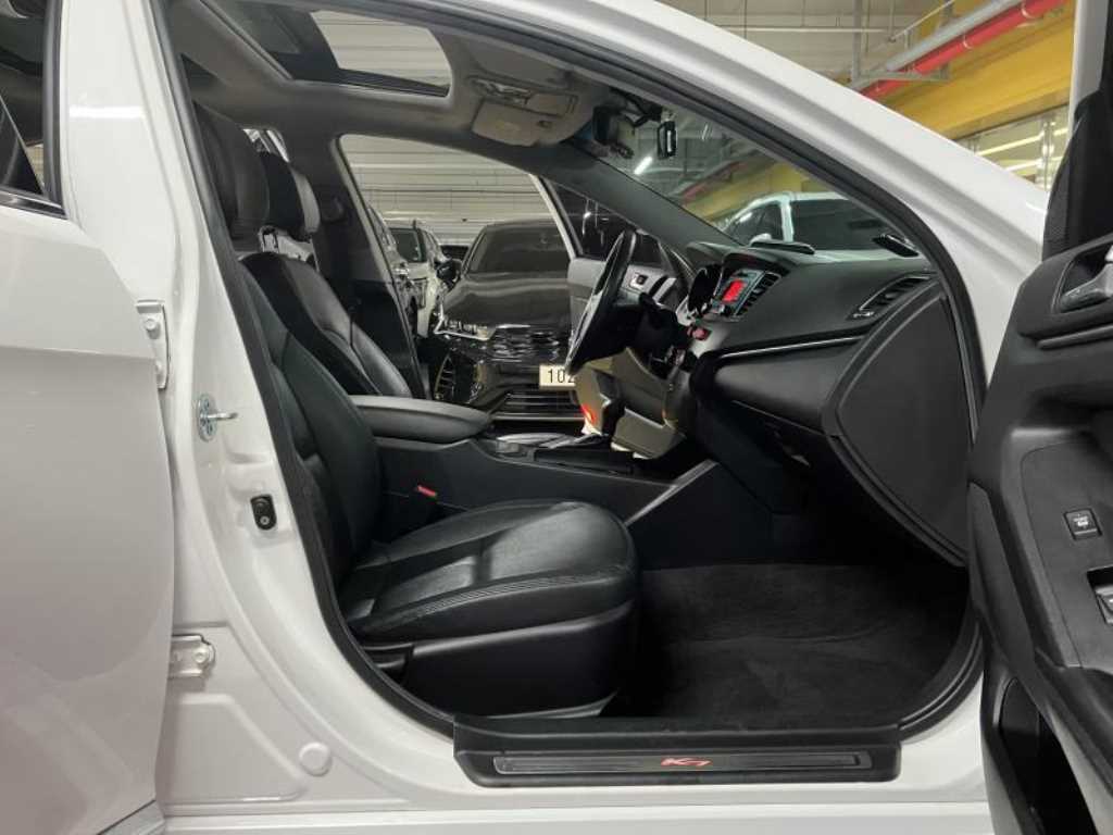 KIA K7 2012 Blanco - Importación desde Corea - HF Imports Iquique - Foto 17