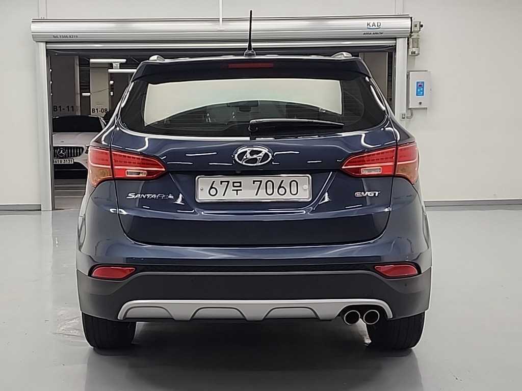 HYUNDAI Santa Fe - Vista 4