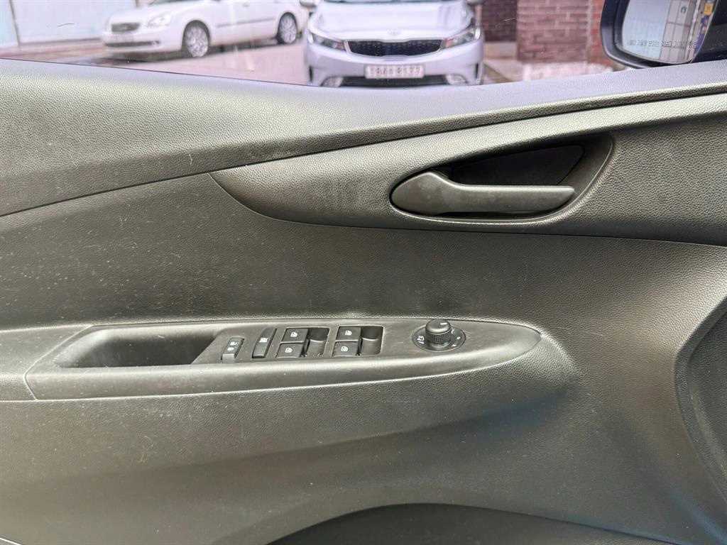 Chevrolet Spark - Vista 11