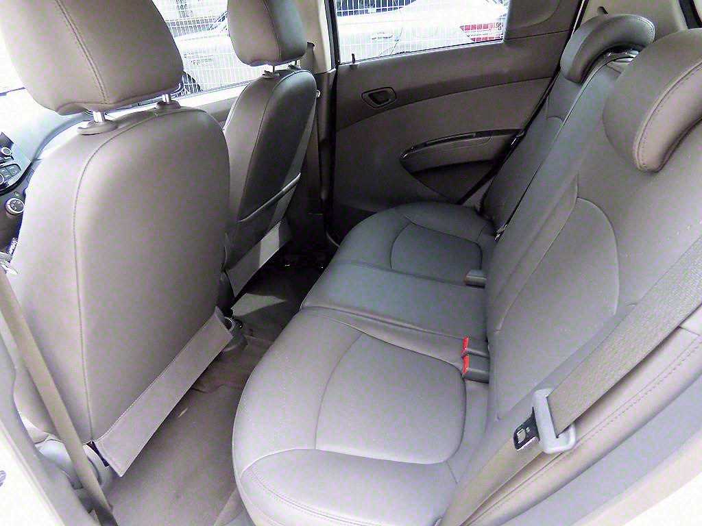 Chevrolet Spark - Vista 6